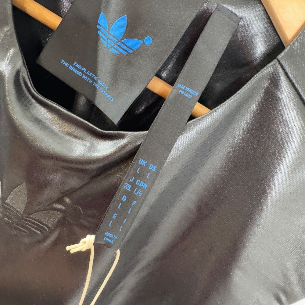 NEW Adidas Chile62 Women's Black Vest Large - Picture 5 of 10